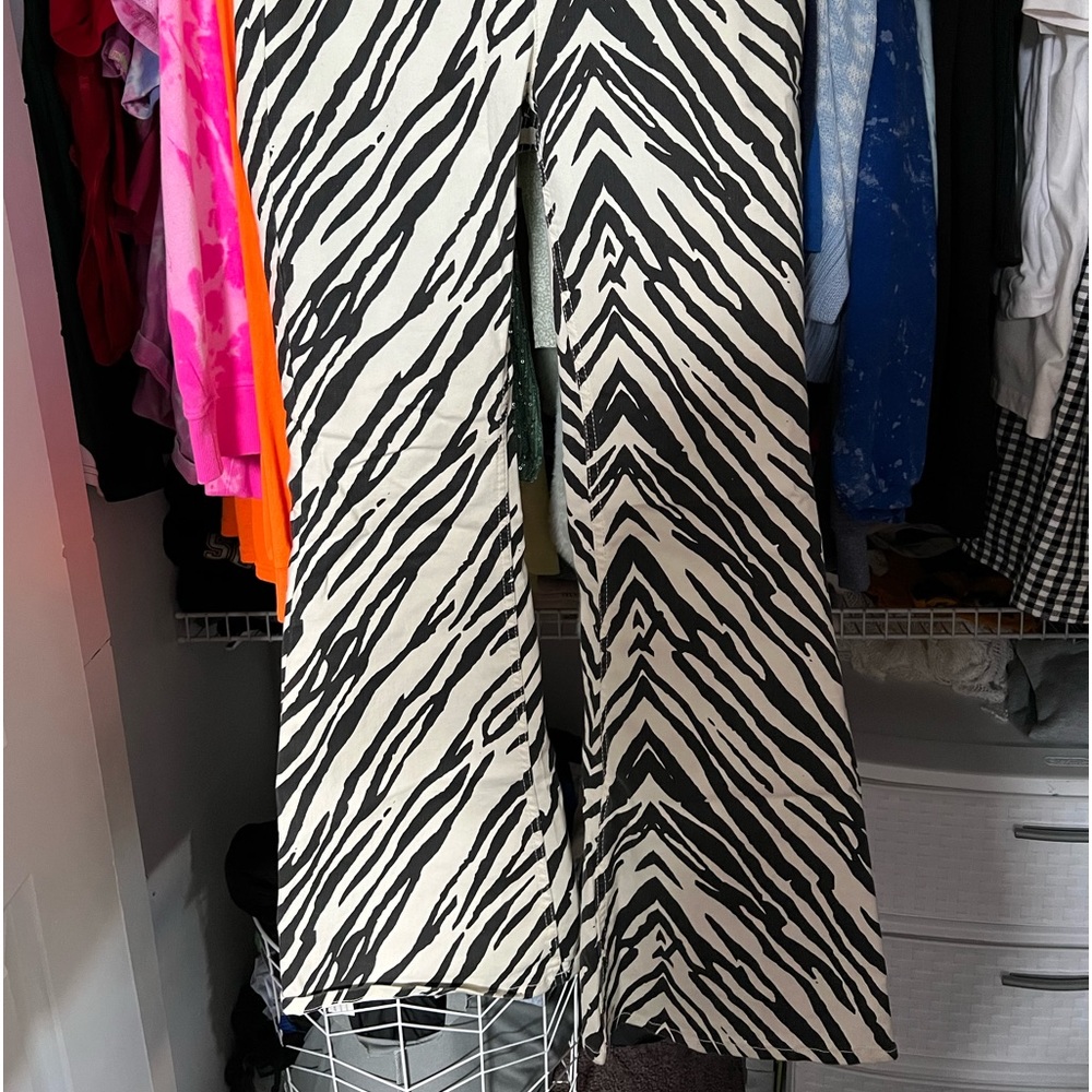 Zebra flare pants